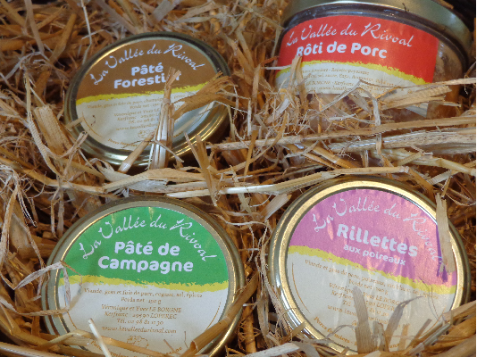 Charcuterie paysanne de la Vallée du Rivoal à Lopérec Charcuterie paysanne de la Vallée du Rivoal à Lopérec, terrines de porc